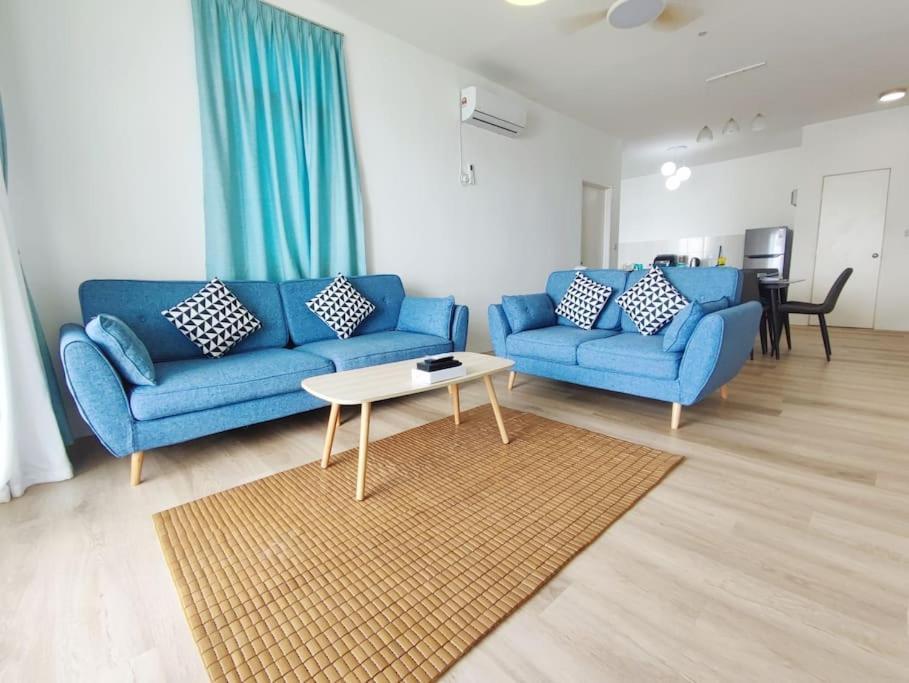 Muji Homestay Kuching Scenic View 2 Bedrooms Entire Apartment Екстериор снимка